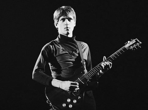 Súlyos rákkal küzd Richard Lloyd, a Television alapító gitárosa