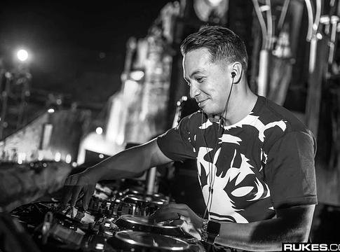 Laidback Luke új életet lehelt a New Jersey-i Williams Center falai közé