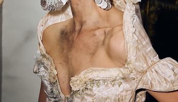 A divat új arca: a „piszkos szépség” forradalma