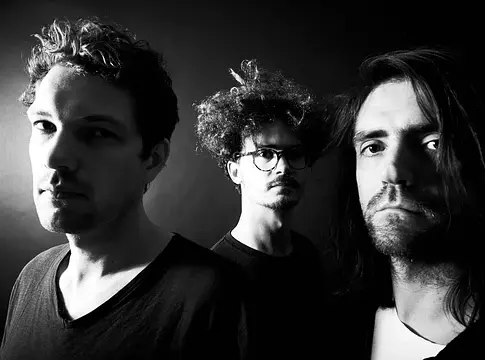 fdN/UM új szintre emeli az élő elektronikus zenét a 'Fade The Heart' EP-vel