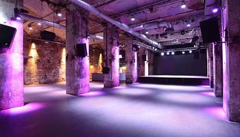 Új korszak előtt a berlini SchwuZ: üzemeltetőt keres a legendás klub