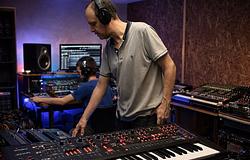 Professzionális stúdióképzés hátrányos helyzetű fiataloknak Caliban