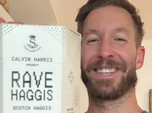 Calvin Harris saját haggist dobott piacra a glasgow-i koncertjei előtt