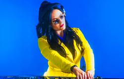 Jaki Nelson és polyma+h új életet lehel Loreen Is It Love? című dalába