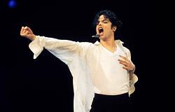 BBC új dokumentumsorozata Michael Jackson életéről és ellentmondásos örökségéről