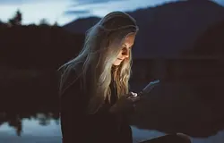 Az AI híresség botok új kihívás elé állítják a zeneipart