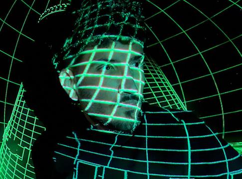 Danny Daze visszatér – érkezik a ‘::BLUE:: [REMIXES]’ 21 számos újragondolt verziója