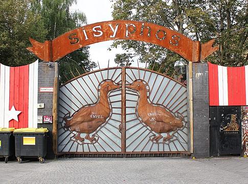 A berlini Sisyphos klub nyílt nappal ünnepli 17. születésnapját