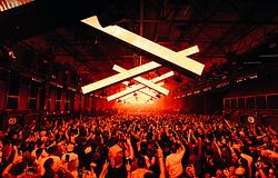 TRANSITIONS: városszintű újévi fesztivál Chicagóban