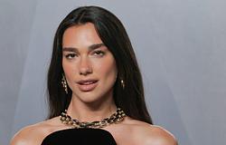 Dua Lipa megnyitotta első könyvtárát Portugáliában