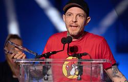 Deadmau5 kiakadt: AI-hasonmással reklámoztak zenét a neve alatt