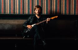 Tom Rowley: az Arctic Monkeys-turné formálta első szólólemezét