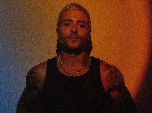 Danny Avila: egy fesztiválról való levétel története rávilágít a zeneipar árnyoldalaira