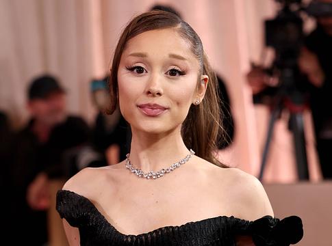 Ariana Grande kiszáll az American Horror Story új évadából