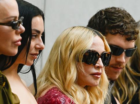 Madonna és Charli XCX együtt viszi tovább a Danceteriát