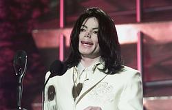 Michael Jackson ügye zárt ajtók mögött folytatódik