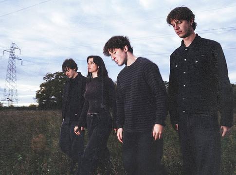 Debütáló albumot jelentett be az Overpass: érkezik az Elsewhere, Always