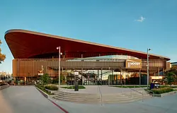 Botrány az austini Moody Center körül: lemondott az Oak View vezetője