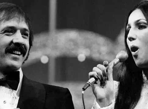 Cher tovább harcol a Sonny Bono-jogdíjak ügyében, már az ügyvédi költségek miatt is fellebbezett