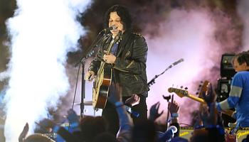 Jack White júliusban hozza a Frozen Charlotte-ot, megérkezett a bluesos Dollar Bill
