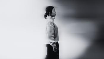 Egyedül lenni nem csak magányosabb – az egészségednek sem tesz jót, egy friss kutatás szerint