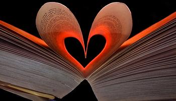 Öt könyv a szerelemről, Valentin-napra – túl a rózsaszín kliséken