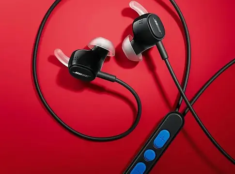11 év után újra vezetékes fülhallgatót készített a Bose