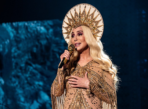 Mary Bono fellebbez Cher jogdíjainak ügyében