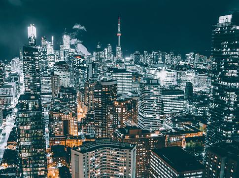 Toronto teljes munkaidős éjszakai élet menedzsert keres