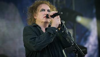 Robert Smith részletesen kifejtette, miért utasítja el Chris Martin vb-félidei show-ját