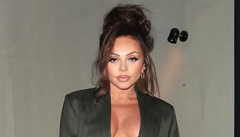 Jesy Nelson segítséget kér: ellopták az autóját, benne ikerlányai kórházi eszközeivel