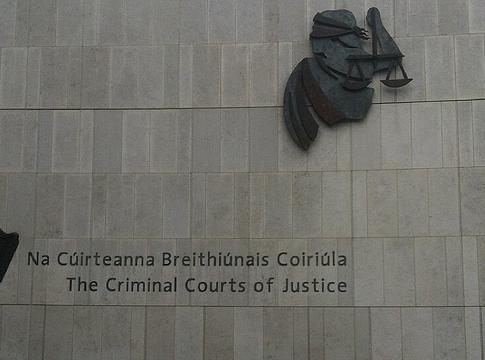 Öt év börtönt kapott Írországban egy spanyol DJ 1,43 millió euró értékű drog miatt