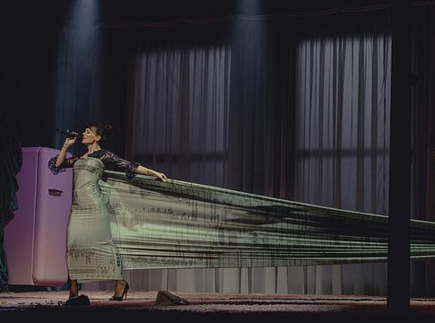 Lily Allen reagált a West End Girl turnéját ért kritikákra