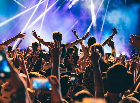 Live Nation vezetők Slack-üzenetei kavarnak botrányt a koncertjegyek túlárazása miatt