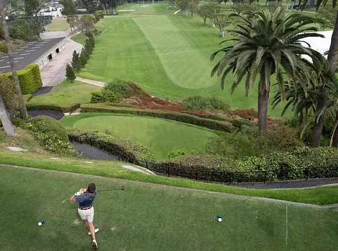 NMPA nagyszabású golfgálát tartott a Riviera Country Clubban