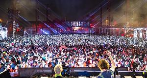 Progresszív nagyágyúk uralták a Factory Townt az év utolsó hétvégéjén