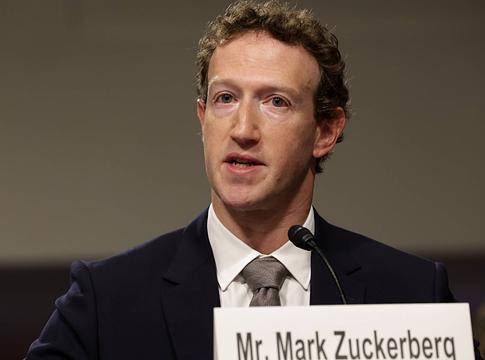 17,1 milliárd dolláros egyezség után szigorít a Meta a tinédzserek Facebook- és Instagram-használatán