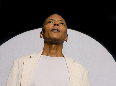 Jeff Mills új EP-je, a Drifter a techno történetmesélő oldalát mutatja