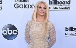 Britney Spears szóvivője visszautasítja a „késsel hadonászásról” szóló beszámolókat