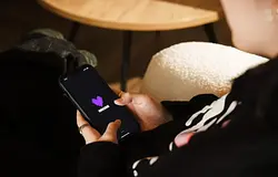 Deezer: a napi feltöltések fele már AI – törlik a csaló és fél éve nem hallgatott trackeket