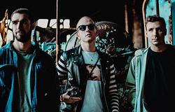 A Two Door Cinema Club a Madison Square Gardenben ünnepli a Tourist History 15 évét