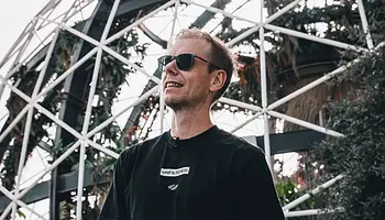 Mi történik velünk a tánctéren? Armin van Buuren utánajárt