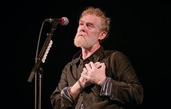 Glen Hansard utolsó fellépéséről került elő megható felvétel