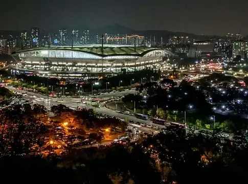 A koreai adóhatóság lecsap a K-pop jegyüzérekre – több milliárd wonnyi bevételt vizsgálnak