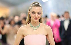 Amanda Seyfried a teljes Blue-t megtanulta egy elkaszált Joni Mitchell-filmhez