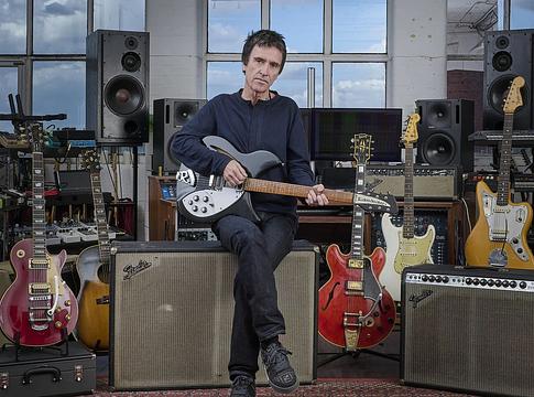 Johnny Marr elárverezi legendás gitárgyűjteményének jelentős részét