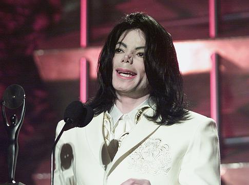 Michael Jackson ügye zárt ajtók mögött folytatódik