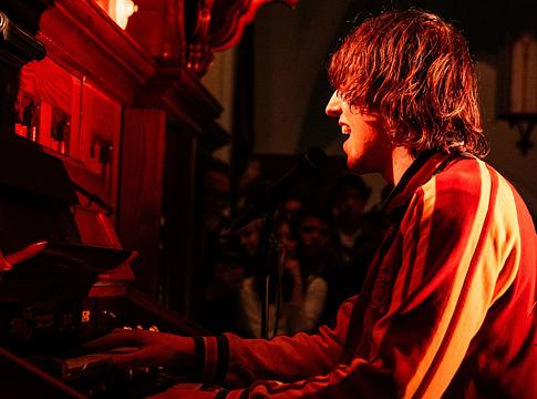 Cameron Winter intim szólóestjei Los Angelesben