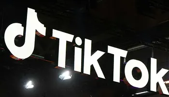 UMG és TikTok új többéves licencet kötött, együtt szűrik az engedély nélküli AI‑zenéket