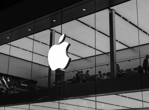 Apple TV+ 30%-kal emeli az előfizetési díjat az USA-ban